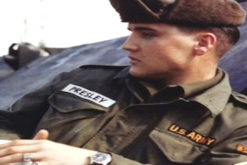 elvis in uniform