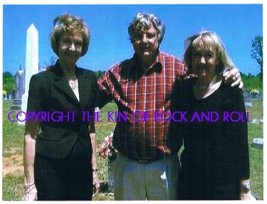 Mackey, great-grandson of Rosella Presley, with two of Rosella's grandchildren from her son, Walter